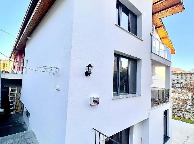 Stylish Loft With Great View To Apartment